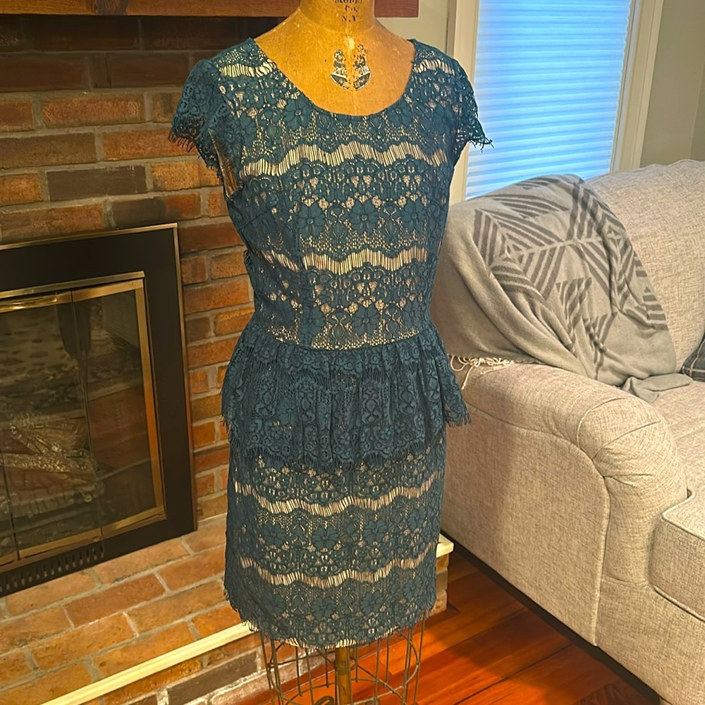 5/$25!! Maeve Anthropologie Elsa Lace Overlay Dress Teal Green Small